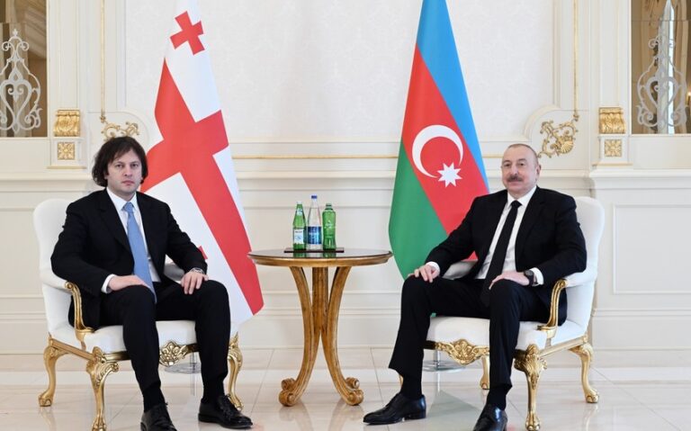 İlham Əliyev və İrakli Kobaхidzе arasında təkbətək görüş keçirilib – YENİLƏNİB
