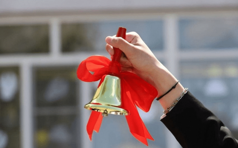 Bu gün Azərbaycan məktəblərində 113 minə yaxın məzun üçün “Son zəng” çalınacaq