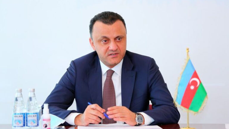 Vüqar Qurbanov baş direktoru işdən çıxardı – FOTO