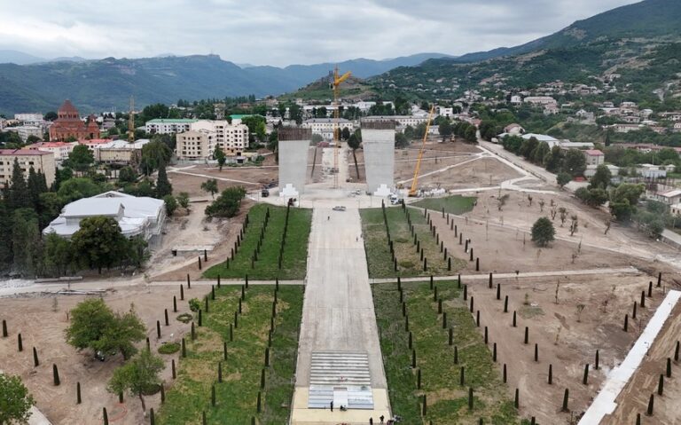 Xankəndidəki Zəfər Tağının hündürlüyü 44 metr olacaq