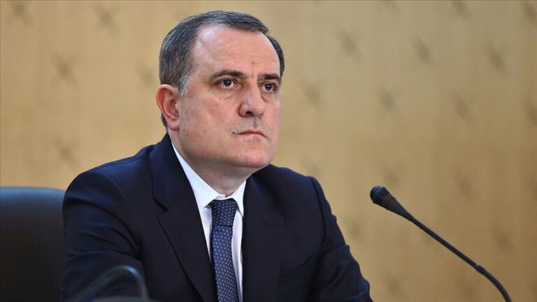 Nazir: Azərbaycan sülh sazişinin imzalanması üçün Ermənistan konstitusiyasında dəyişikliyi gözləyir