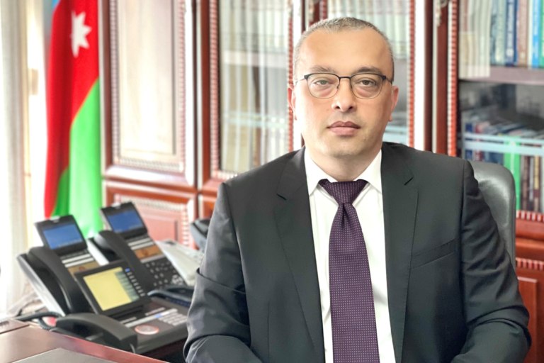 Fövqəladə Hallar Nazirliyinin Su Ehtiyatları Dövlət Agentliyinin əsasında Azərbaycan Dövlət Su Ehtiyatları Agentliyinin sədri,cənab Zaur Mikayılova