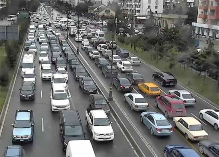 Bakıda bu yollarda sıxlıq var – SİYAHI
