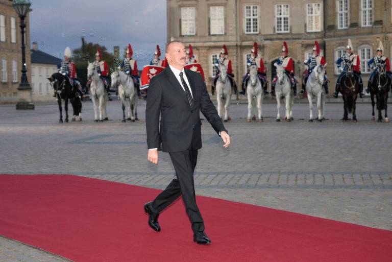 Kopenhagen sammiti – sülhə mane olanlar İlham Əliyevin sülh gündəliyinə təslim oldular – ŞƏRH