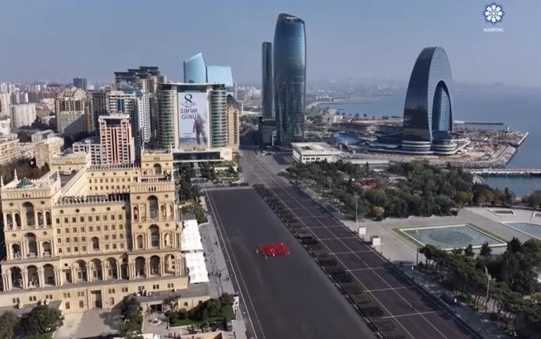 Bakıda Zəfərin beşinci ilinə həsr olunan hərbi parad keçirilir – CANLI