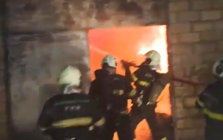 Xırdalanda anbarda güclü yanğın baş verib