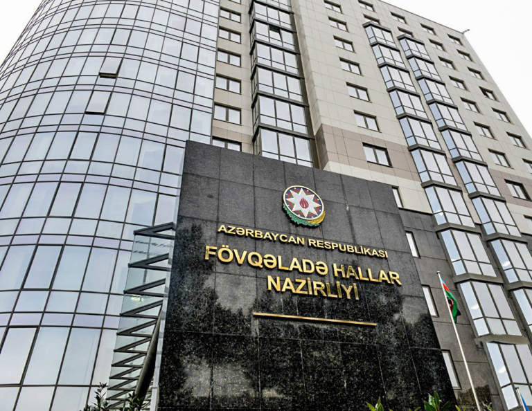 FHN küləkli hava şəraiti ilə əlaqədar əhaliyə müraciət edib