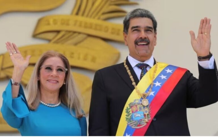 “Maduro həyat yoldaşı ilə birgə ələ keçirilib”