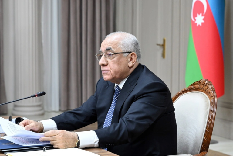Baş nazir: Uzun müddət antropogen təsirlərin davam etməsi nəticəsində Bakı Buxtasında çirklənmə dərinləşir
