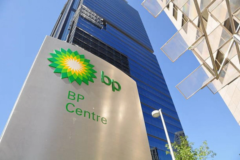 BP dünyada ilk dəfə “Xankəndi” gəmisi ilə Xəzərdəki sualtı quyulara xidmət göstərməyə başlayır