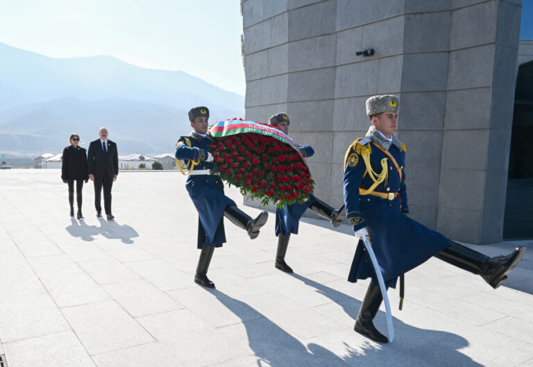 Xocalı Soyqırımı Memorialının açılışından – Fotolar