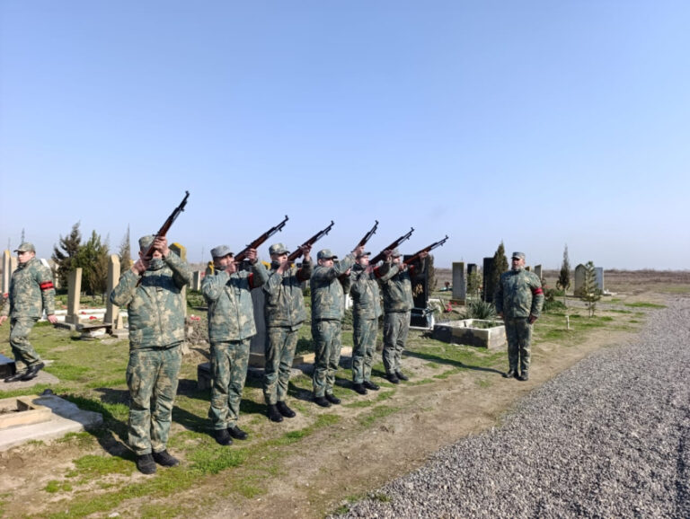 Üç rayonda itkin şəhidlərimiz torpağa tapşırıldı
