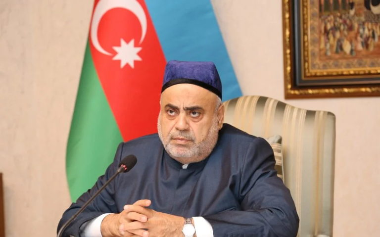 Allahşükür Paşazadə: Dindarlar da süni intellektin imkanlarından istifadə etməlidirlər
