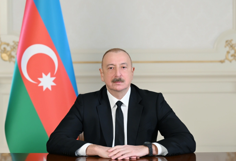 İlham Əliyev Qana Prezidentini milli bayramları münasibətilə təbrik edib