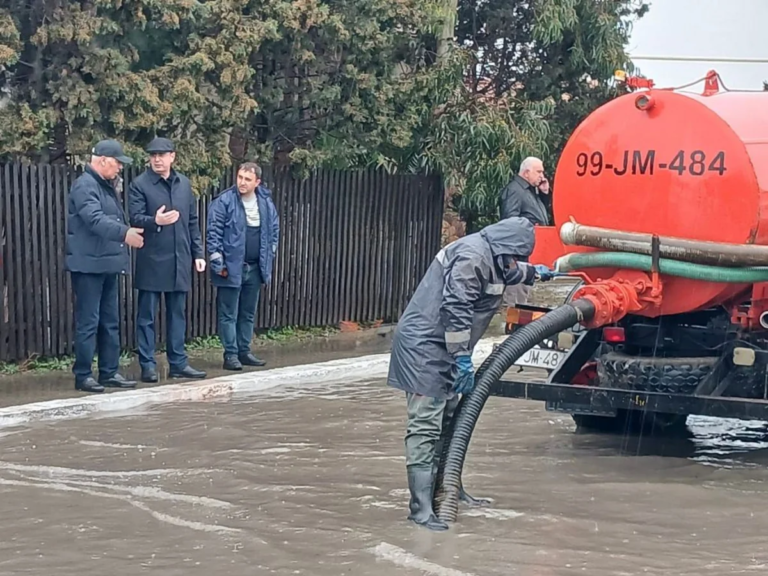 Bakıda iki icra başçısı subasma hadisəsi baş verən əraziyə gəliblər