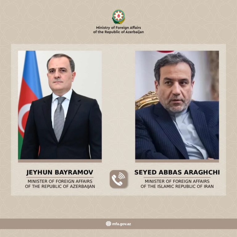 Ceyhun Bayramov İranın xarici işlər naziri Seyid Abbas Əraqçi ilə danışıb