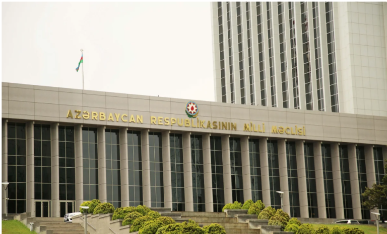 Azərbaycan və Ekvadorun diplomatik, rəsmi və xidməti pasport sahibləri viza tələblərindən azad ediləcək
