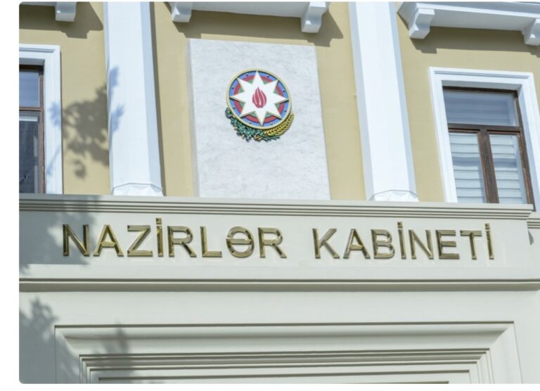 Bakıda COVID-ə yoluxanlara yardım göstərən tibb işçilərinin əməkhaqlarına əlavənin müddəti uzadılıb