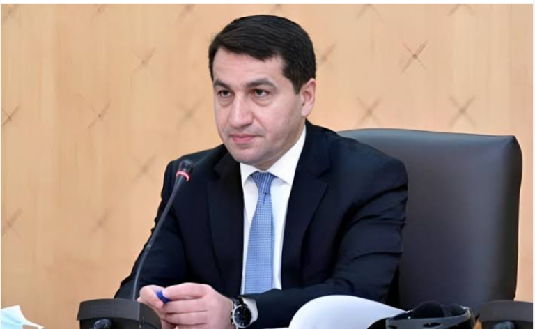 Hikmət Hacıyev: İlham Əliyev müharibəni, həm də sülhü qazanıb
