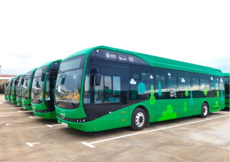Ekspres avtobuslar harada dayanır? – MƏKANLAR