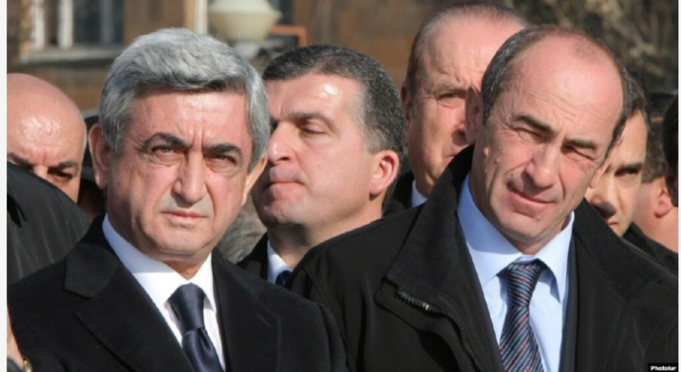 Koçaryanla Sarkisyana cinayət işi açıldı – hər ikisi istintaqa aparıldı